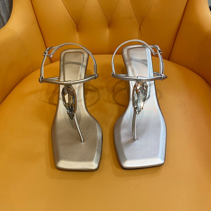 Jewel One-Riemen-Sandalen Somm – Summer Clothing Stores Bewertung und Preis